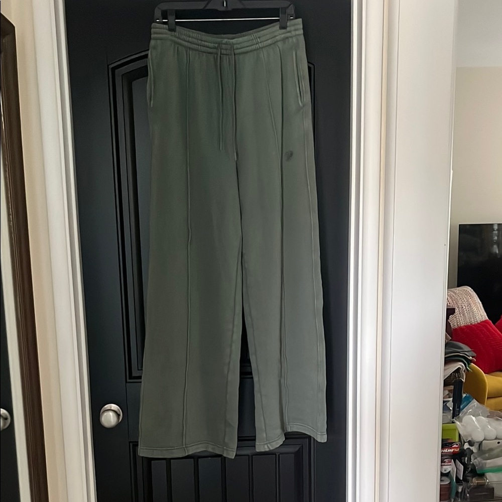PINK Victoria's Secret Wide Leg Pants - Olive Green